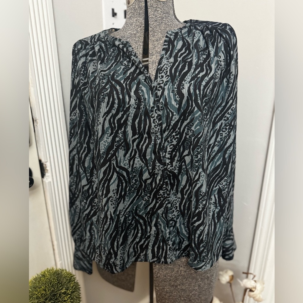 Women’s See U Soon Animal Print Blouse size Small
